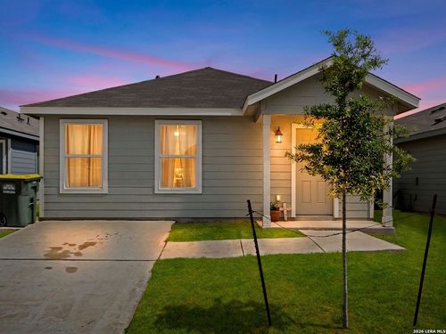 11543 Field Briar, Converse, TX, 78109 | Card Image