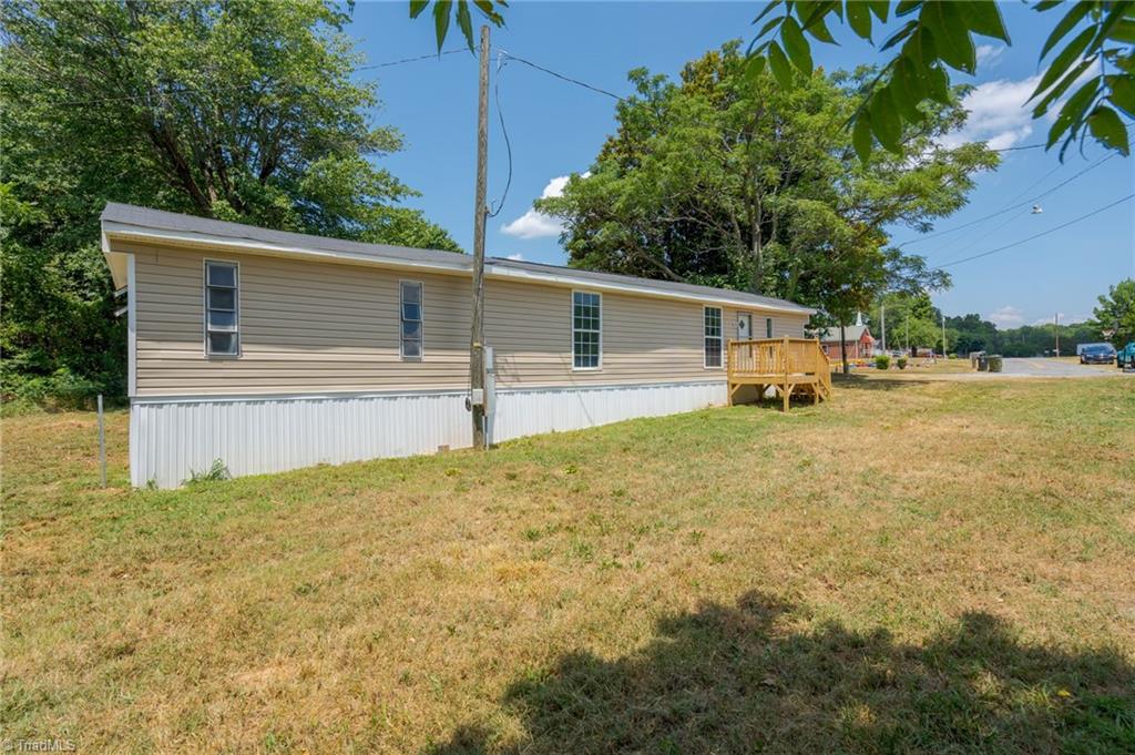 Thomas School Rd, Winston Salem, NC 27107