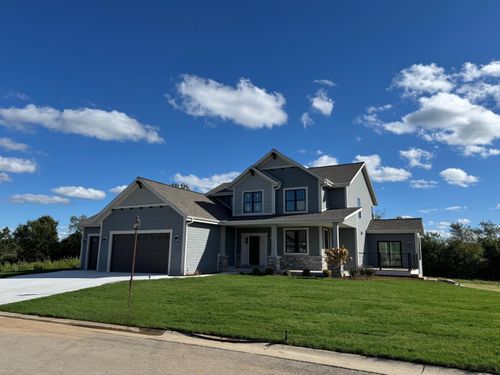 S54W25403 Pebble Brook Ct, Waukesha, WI, 53189-7744 | Card Image