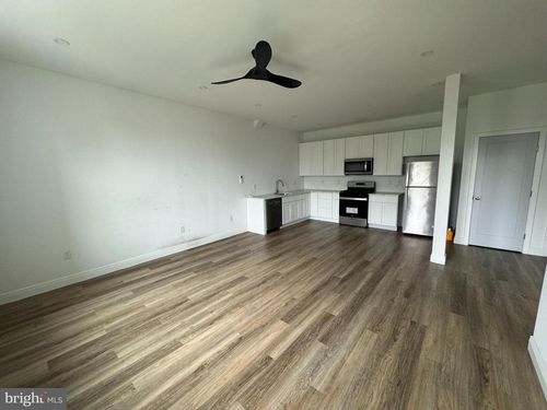 apt-3a-322 Vine St, CAMDEN, NJ, 08102-2044 | Card Image