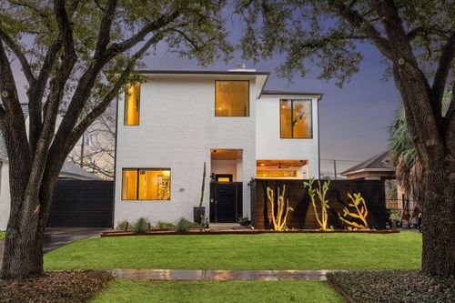 2111 Colquitt St, Houston, TX, 77098-3310 | Card Image