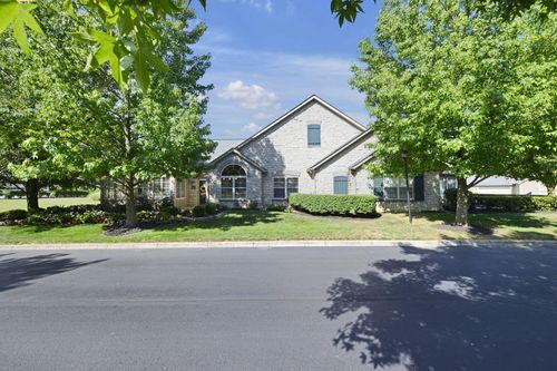 6977 Falls View Cir, Delaware, OH, 43015-6021 | Card Image