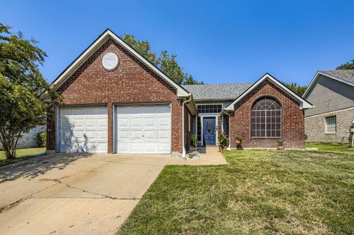10224 Long Rifle Dr, Fort Worth, TX, 76108-4157 | Card Image