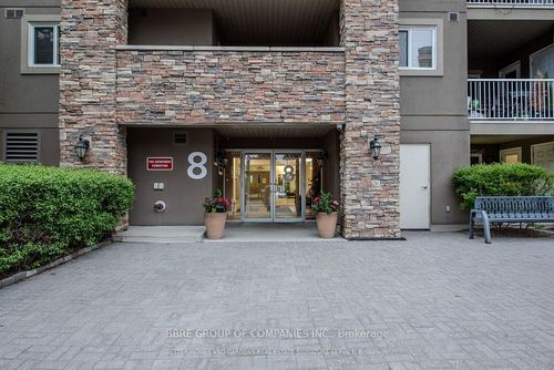 1321-8 Dayspring Cir, Brampton, ON, L6P2Z7 | Card Image