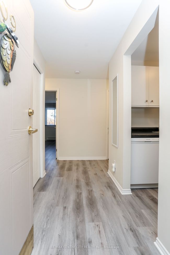 209 - 440 Wellington St, Condo with 2 bedrooms, 1 bathrooms and 1 parking in Saint Thomas ON | Image 7