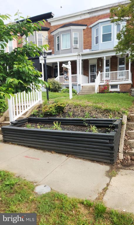 Clifton Ave, Baltimore, MD 21216