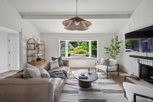 14 Mount Wittenburg Ct, San Rafael, CA, 94903-1058 | Card Image