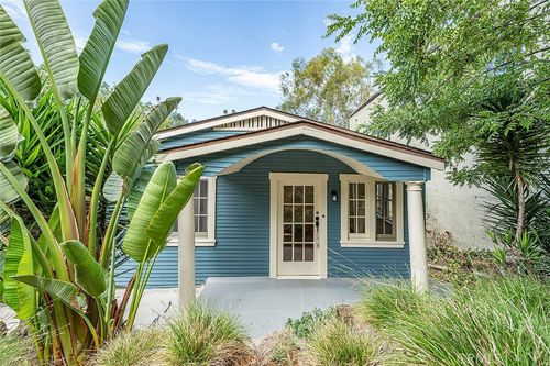 3322 Hamilton Way, Los Angeles, CA, 90026-2112 | Card Image