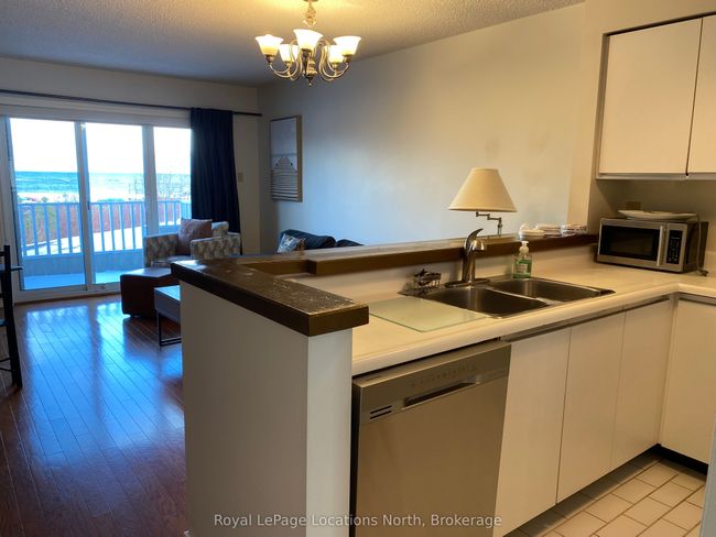 109 - 10 Ramblings Way, Condo with 2 bedrooms, 2 bathrooms and 1 parking in Collingwood ON | Image 8