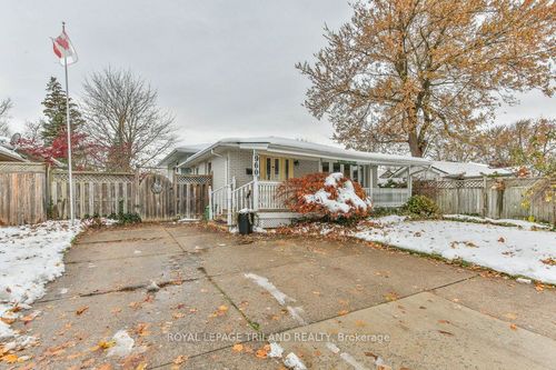 960 Osgoode Dr, London, ON, N6E1E1 | Card Image