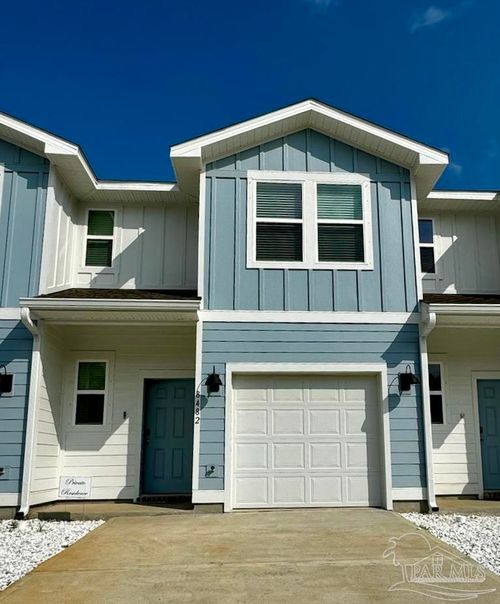 8482 Bluejack Dr, Pensacola, FL, 32514-7871 | Card Image