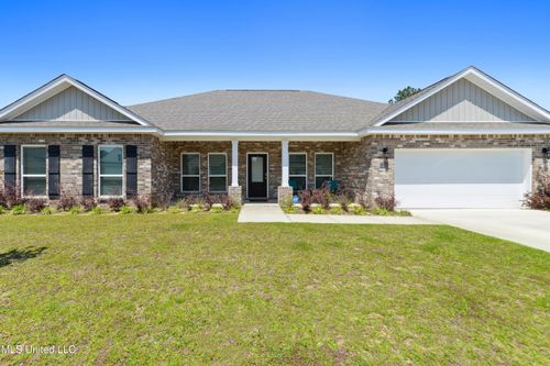 12213 Savannah Cir, Ocean Springs, MS, 39564-5433 | Card Image