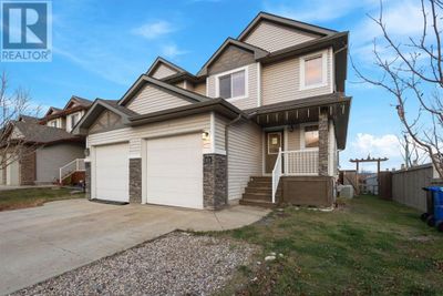 101 Sandstone Lane, Home with 3 bedrooms, 4 bathrooms and 2 parking in Fort Mcmurray AB | Image 1