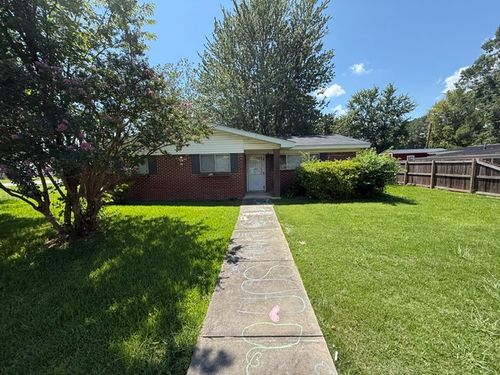 408 13th St, Russellville, AR, 72801-6814 | Card Image