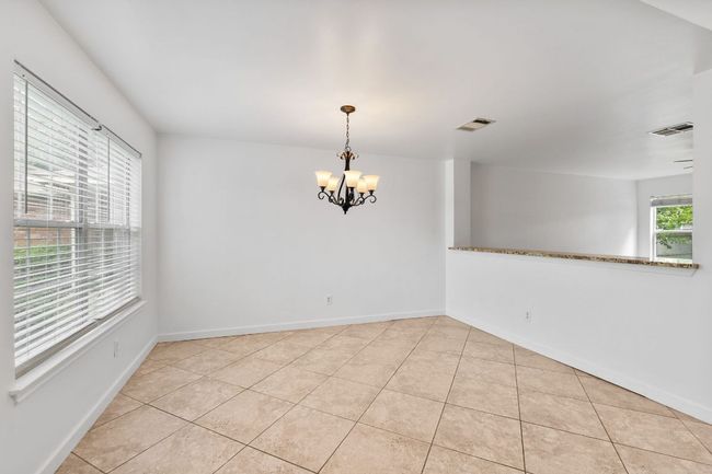 18109 Canopy Ln, House other with 4 bedrooms, 3 bathrooms and 4 parking in Manor TX | Image 9