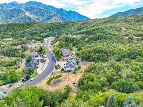 5928 Wasatch Dr, Mountain Green, UT, 84050-9816 | Card Image