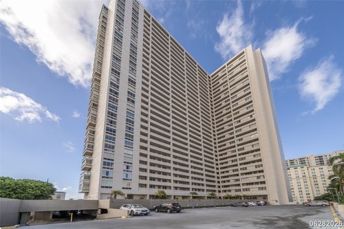 3305-1212 Punahou St, Honolulu, HI, 96826-1041 | Card Image