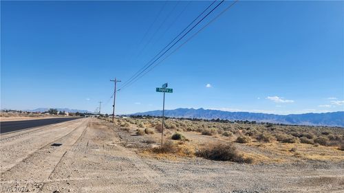 1621 Deputy St, Pahrump, NV, 89048 | Card Image