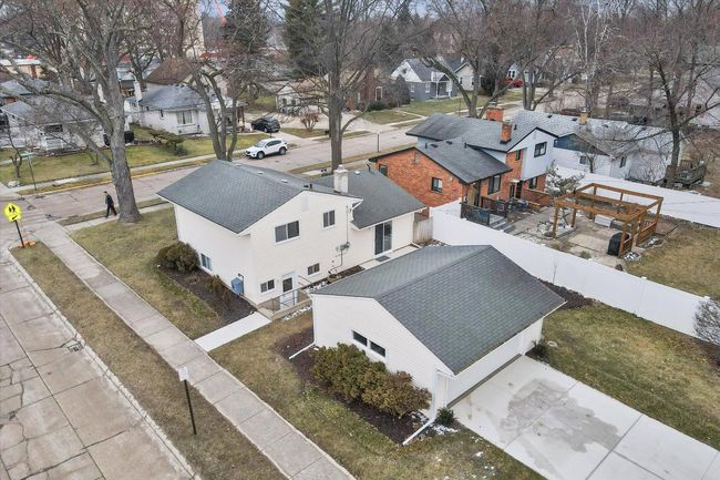 202 Broadacre Ave, House other with 3 bedrooms, 2 bathrooms and null parking in Clawson MI | Image 24