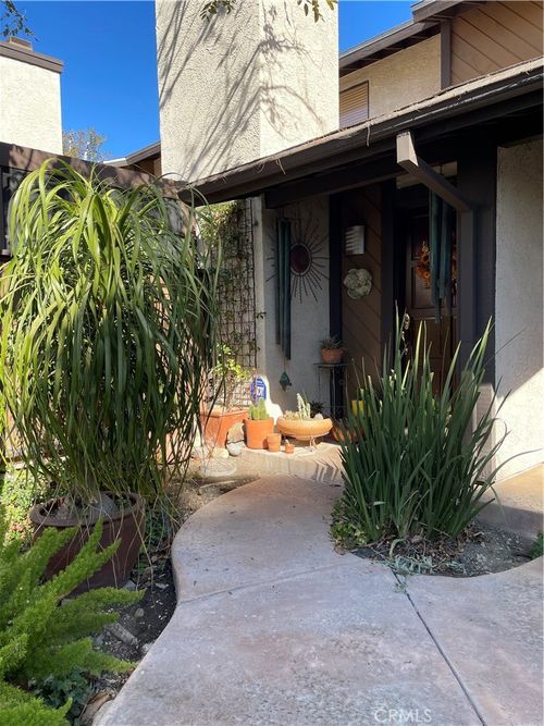 29-18223 Soledad Canyon Rd, Canyon Country, CA, 91387-3569 | Card Image