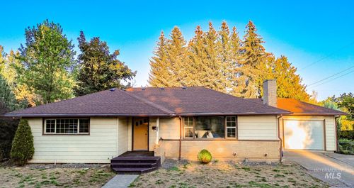 204 N Blaine St, Moscow, ID, 83843-3622 | Card Image