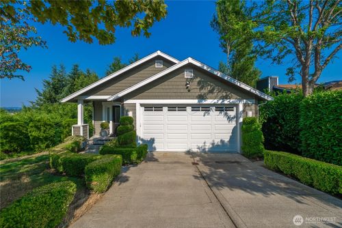 1202 Lansing Ave, Bremerton, WA, 98312-4344 | Card Image