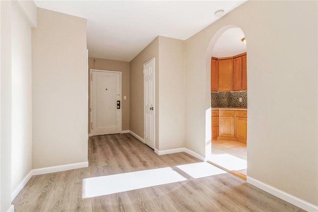 APT-1B - 30 Davenport Ave, Home with 1 bedrooms, 1 bathrooms and null parking in New Rochelle NY | Image 5