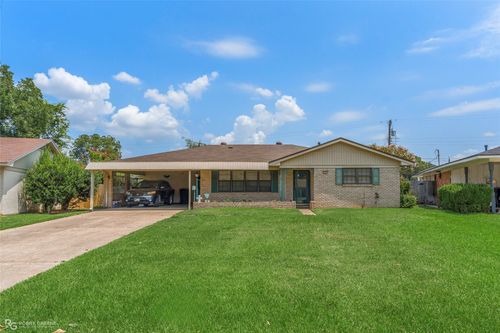 2705 Beazley Pl, Shreveport, LA, 71104-3807 | Card Image