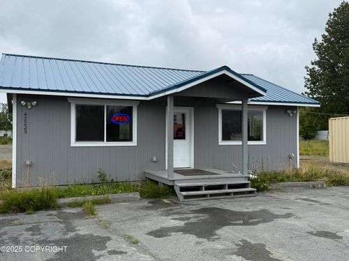 42225 Kalifornsky Beach Rd, Kenai, AK, 99611-6451 | Card Image