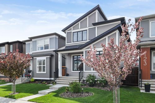 119 Wolf Creek Manor Se, Calgary, AB, T2X4A1 | Card Image