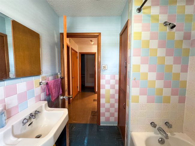 1205 N Avenue H, House other with 3 bedrooms, 2 bathrooms and null parking in Haskell TX | Image 27