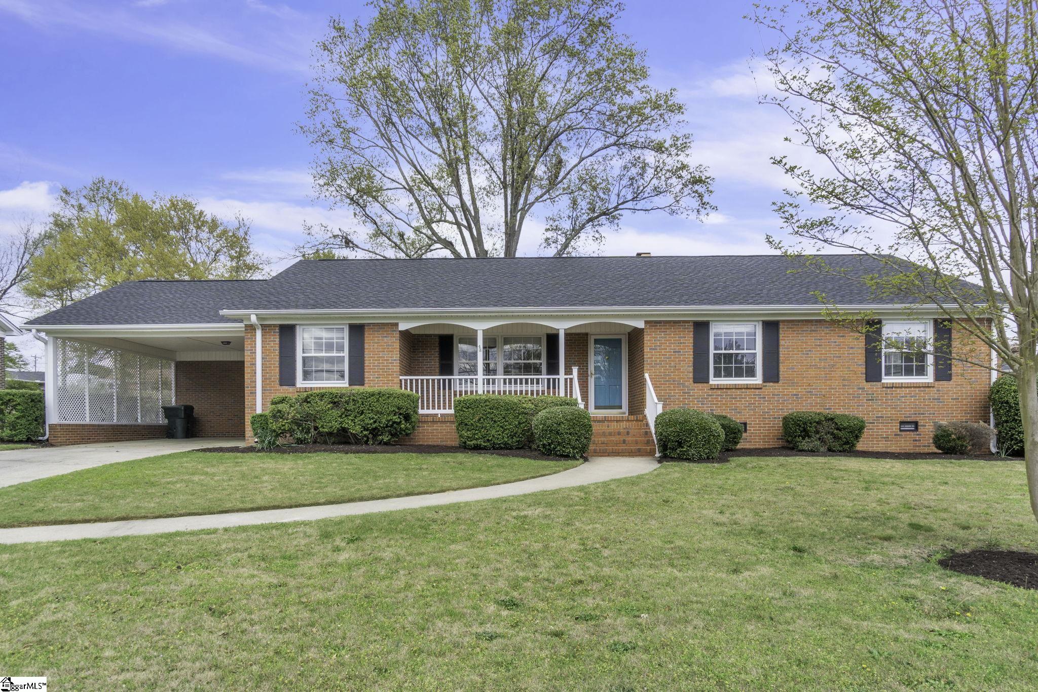 Melbourne Ln, Greenville, SC 29615