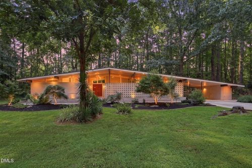 110 Woodland Dr, Cary, NC, 27513-3105 | Card Image