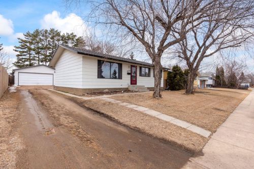 3106 48 Avenue, Home with 4 bedrooms, 2 bathrooms and 4 parking in Lloydminster SK | Card Image