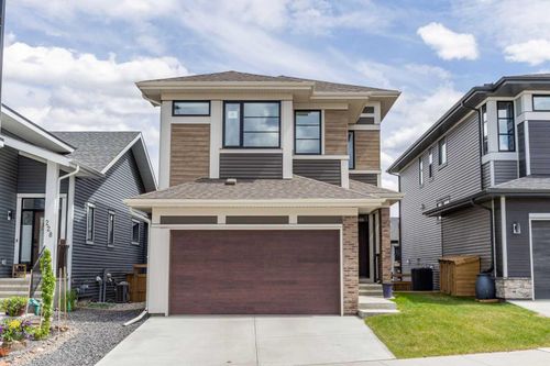 224 Precedence Hill, Cochrane, AB, T4C2J2 | Card Image