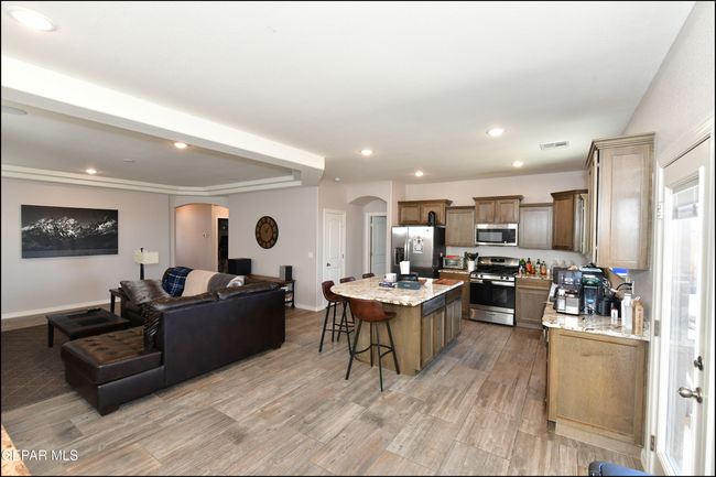 Kitchen | Image 13
