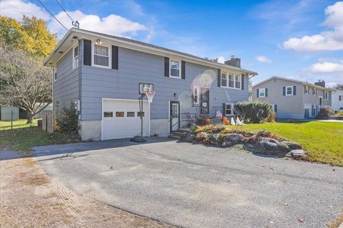 182 Lindale Dr, Colchester, VT, 05446-7217 | Card Image