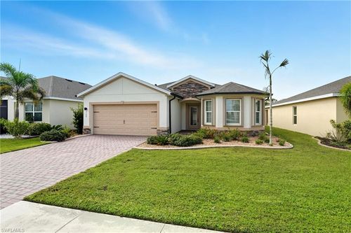 3164 Estancia Ln, CAPE CORAL, FL, 33909-5442 | Card Image
