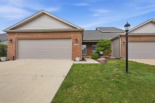 2526-2526 Windward Blvd, Champaign, IL, 61821-6960 | Card Image