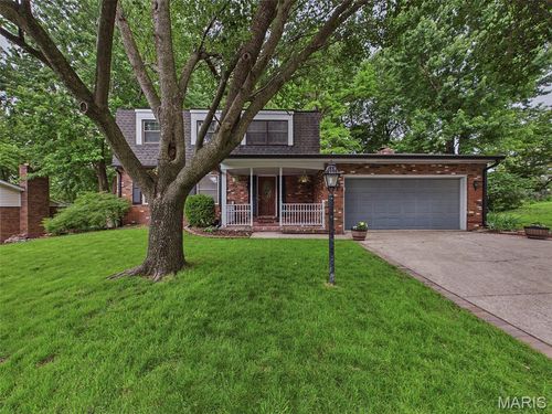 80 Glenwood Dr, Glen Carbon, IL, 62034-1020 | Card Image