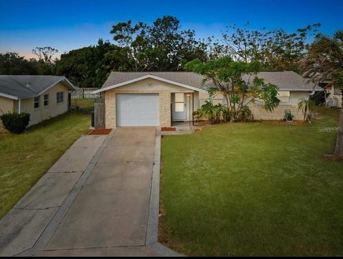 7805 Talisman Dr, PORT RICHEY, FL, 34668-2945 | Card Image