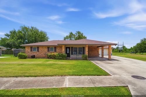 2210 Mary Hughes Dr, Houma, LA, 70363-7046 | Card Image