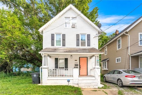 298 Sumner Ct, Akron, OH, 44311-1620 | Card Image