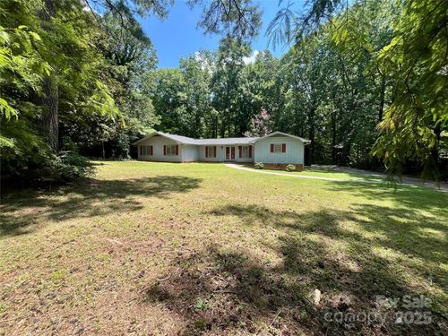 278 Forest Park Dr, Denton, NC, 27239-8027 | Card Image