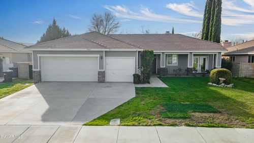 43323 Honeybee Lane, Lancaster, CA, 93536 | Card Image