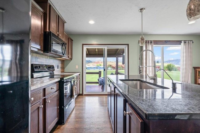 12 Brush Hollow Dr, House other with 3 bedrooms, 2 bathrooms and null parking in Hulett WY | Image 11