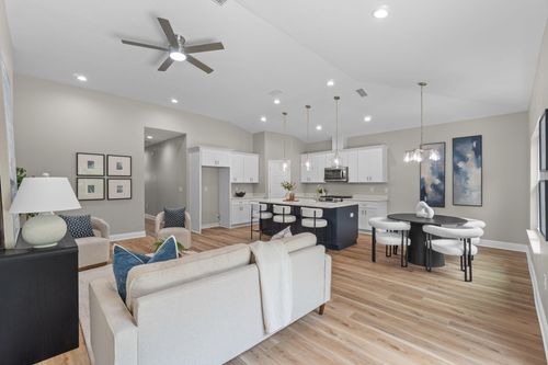 8425 Tippin Ave, Pensacola, FL, 32514-4755 | Card Image