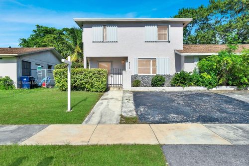 0-20537 Sw 92nd Ct, Cutler Bay, FL, 33189-2436 | Card Image