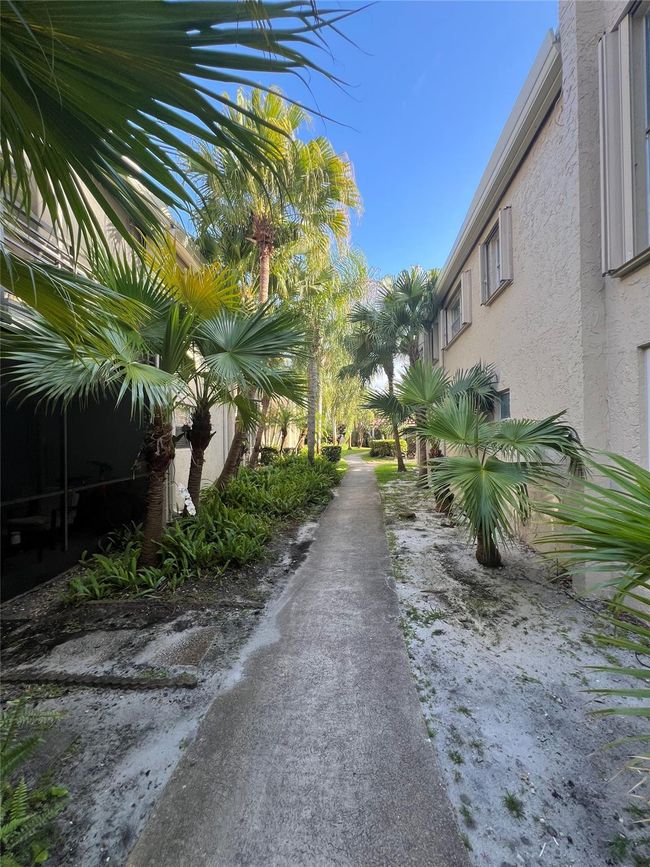 B20 - 5312 Ne 6 Th Ave, Condo with 1 bedrooms, 1 bathrooms and null parking in Fort Lauderdale FL | Image 23