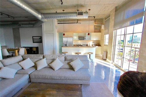 apt-504-410 Nw 1st Ave, Fort Lauderdale, FL, 33301-3391 | Card Image